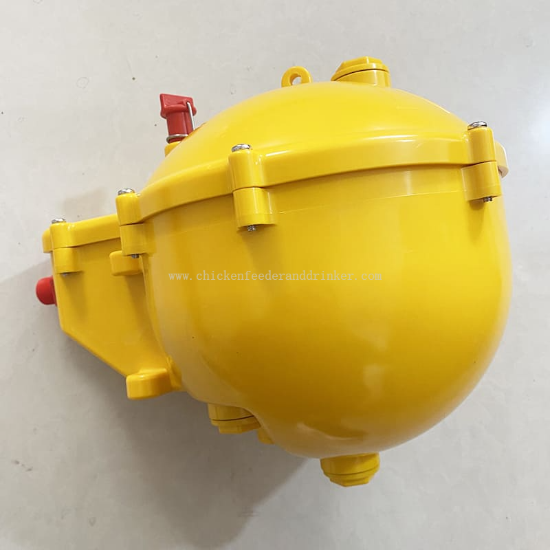 Ball Tank Pressure Regulator Poultry Use Adjust Water Pressure Round Ball Tank Regulator For Chicken House Drinking Line System Equipment 