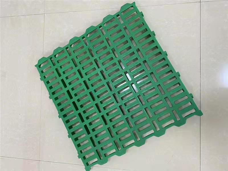 Livestock Pig Goat Sheep Plastic Slat Floor Poultry Leaking Manure Floor Plastic Chicken Leakage Manure Board Duck And Goose for Chicken House Chicken Cage LML-55